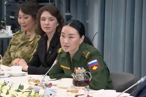 Не только коня на скаку остановит и в горящую избу войдет