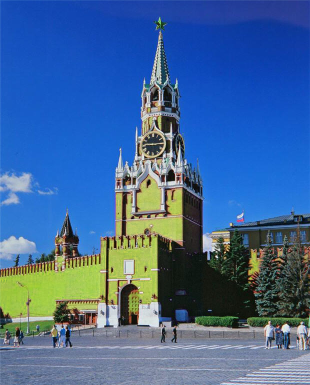 Красная площадь и спасская башня