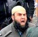 300 беженцев устроили голодовку