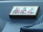 Эксперты назвали самые бесполезные и опасные аксессуары для автомобилей