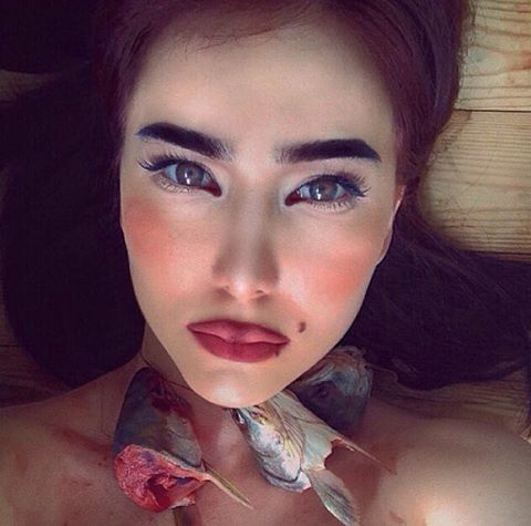 Люди хвастаются