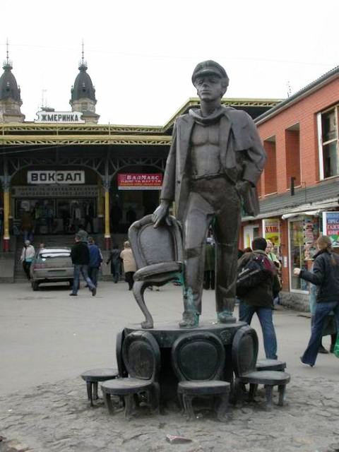 Интересные памятники вашего города