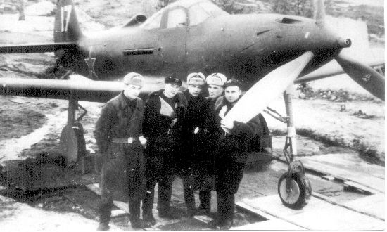 Р-39 Аэрокбра. Американская любимица сталинских соколов. История создания и основные модификации.