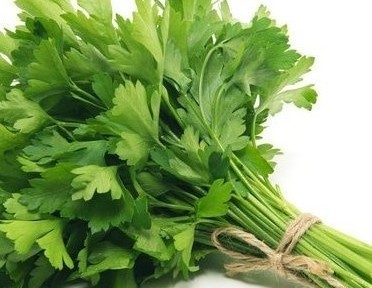 Женщина обязана быть кухаркой, даже если работает