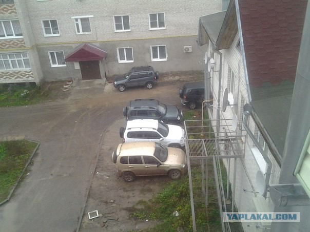 Chevrolet Niva против Renault Duster