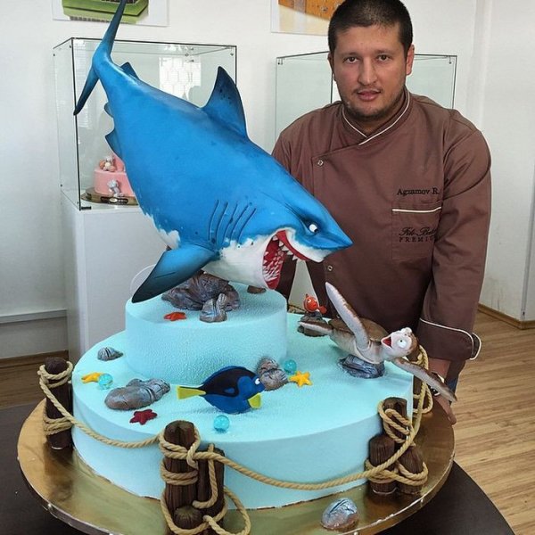 Сногсшибательные торты Рената Агзамова
