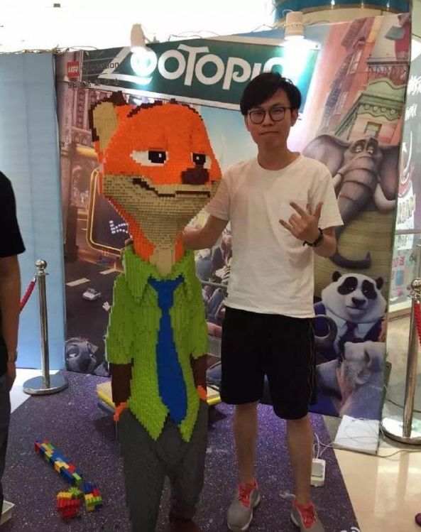 Ребенок сломал статую Lego стоимостью $15 тысяч через час после открытия выставки