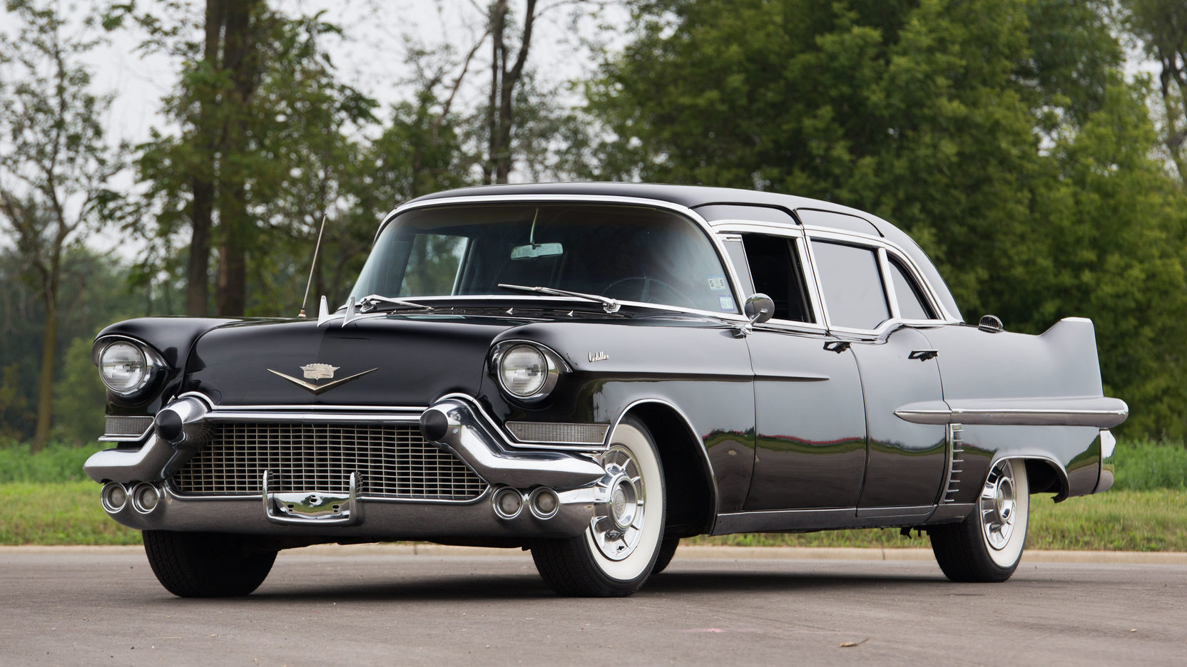 Cadillac Fleetwood Brougham 1957