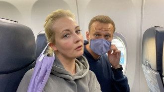 Стрим возвращения Навального из Берлина во Внуково