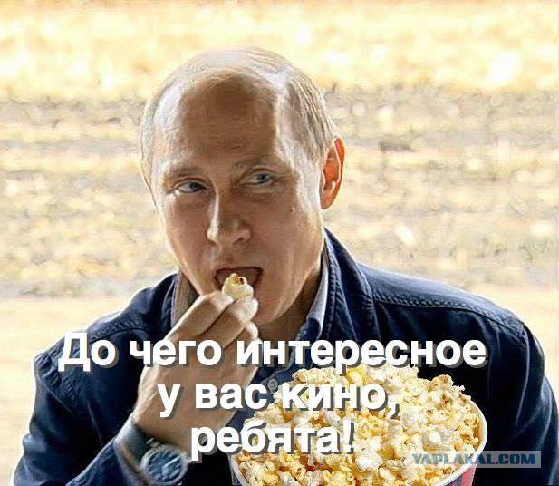 Митингующие в Киеве штурмуют здание Рады