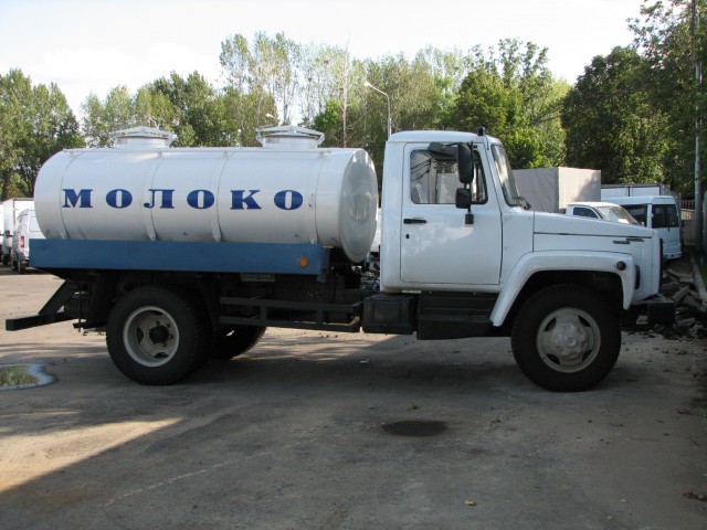 Куда делись молоковозы?