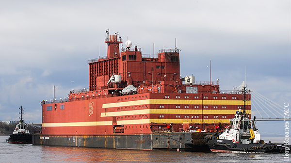 Церемония спуска на воду фрегата «Адмирал Головко» проекта 22350