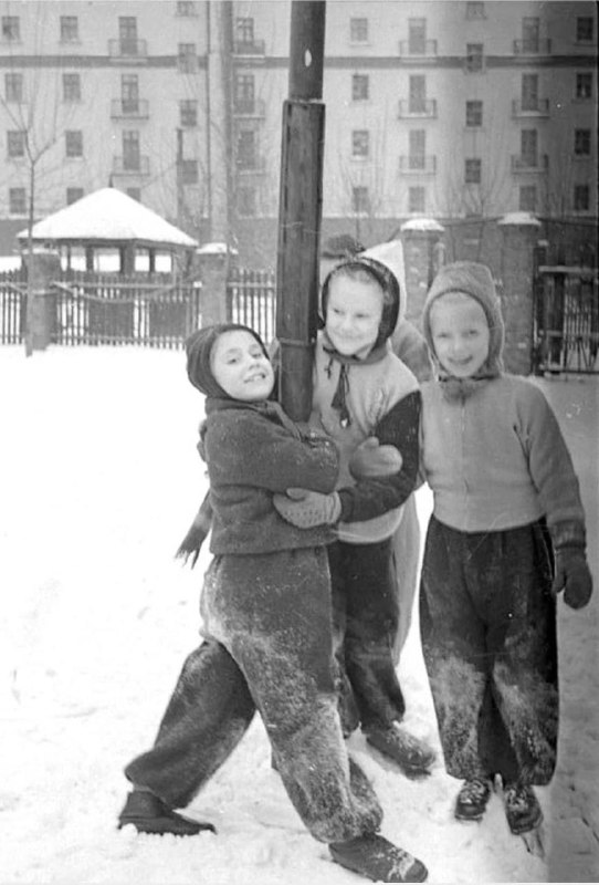 Москва и москвичи. Двадцатый век