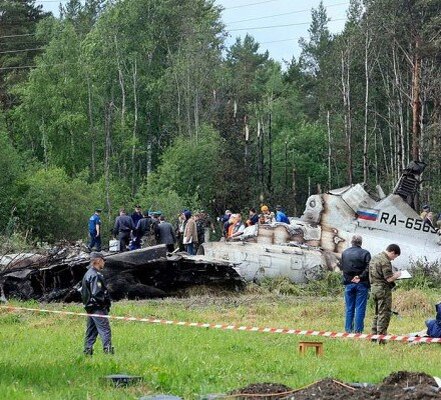 "Выше идём чуть-чуть, да?". Пьяный штурман и катастрофа Ту-134 в Петрозаводске