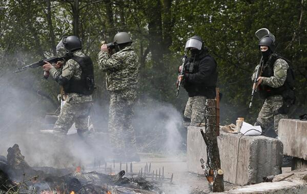 На окраине Славянска началась перестрелка
