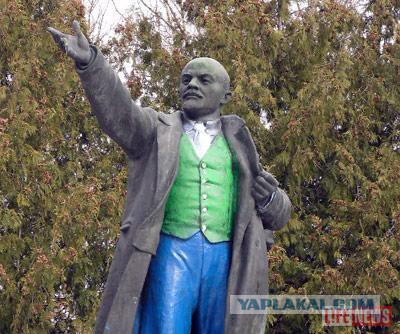 Мавзолей Ленина закроют!  (+18)