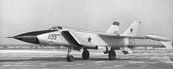 Небесный Лис МИГ-25: как построить Легенду
