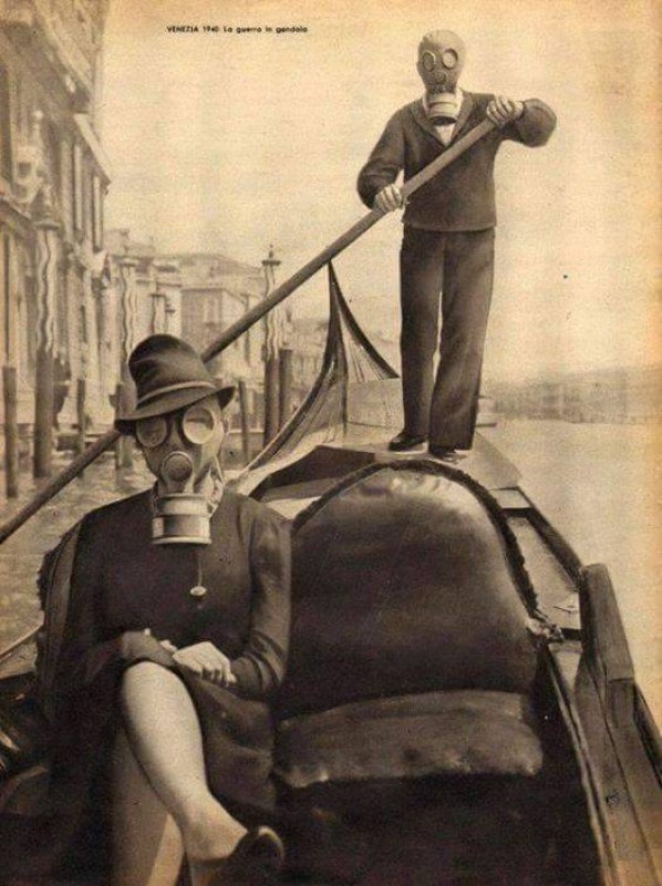 История в фотографиях