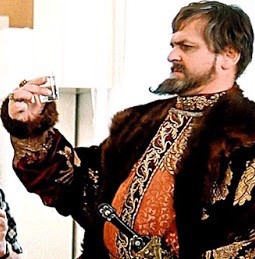 Больше никогда: худший алкоголь в нашей жизни