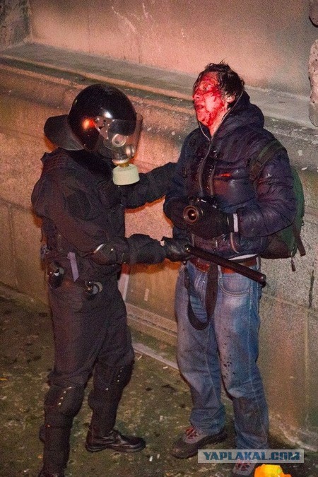 Киев. Новые столкновения демонстрантов с милицией