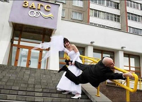 Снова ударил...