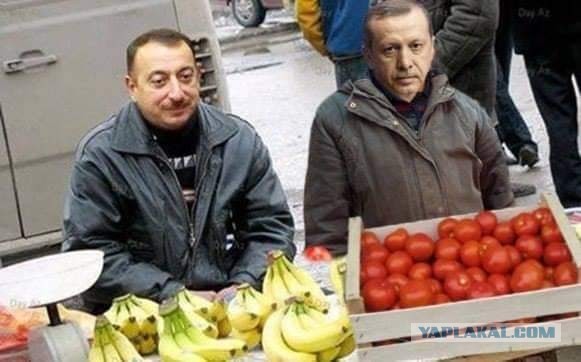Президент Азербайджана Ильхам Алиев назвал вхождение Азербайджана в состав СССР "российским вторжением" и "оккупацией"