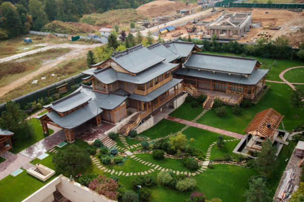 Шел казак куда–то вдаль