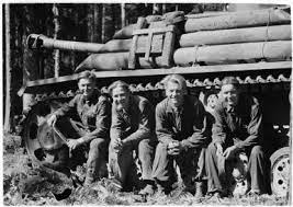 StuG III под кличкой "Гадюка", самая массовая в производстве с которой пришлось встретиться нашим дедам.