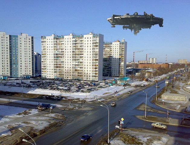 Шел по улице, глянул на балкон... что-то не так!