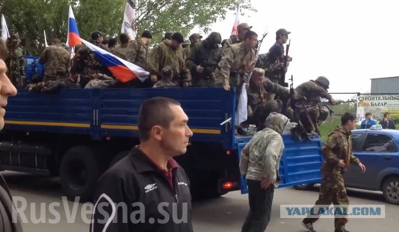 В Мариуполе стреляют! Есть раненые