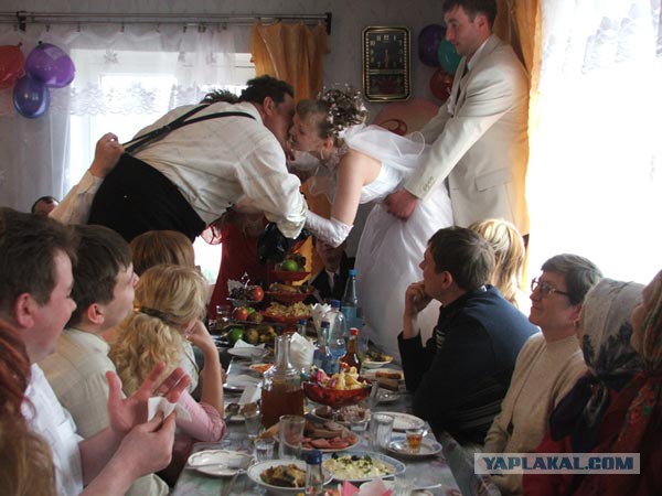 Непередаваемый колорит русских свадеб