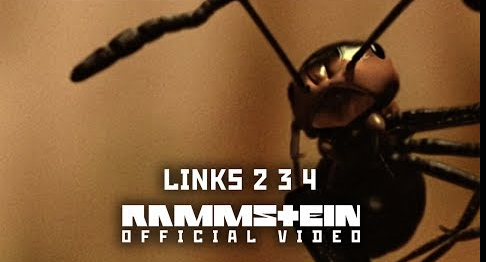 Музыканты Rammstein развернули украинский флаг