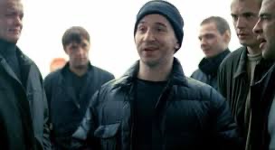 Российские полицейские украли из квартиры задержанного фен, кроссовки и шампанское