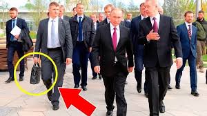 Кто сейчас не спит?