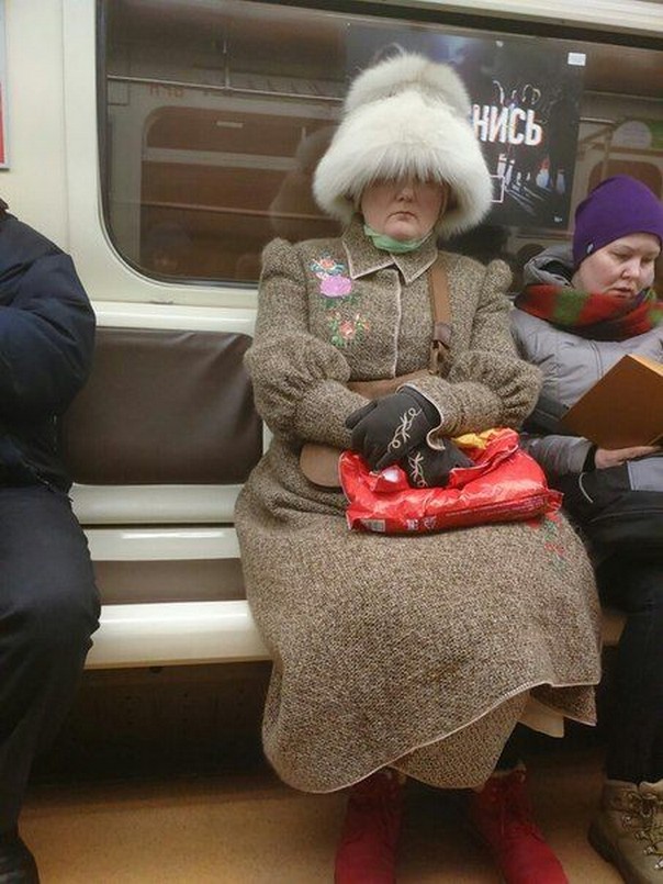 Модники из российского метрополитена