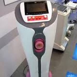 Парень побывал в 3700 году на войне людей с роботами и привез оттуда доказательства