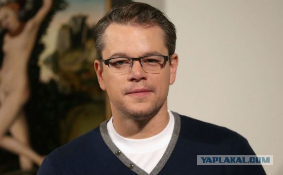 Гарик "Бульдог" Харламов конвоирует Александра Кокорина