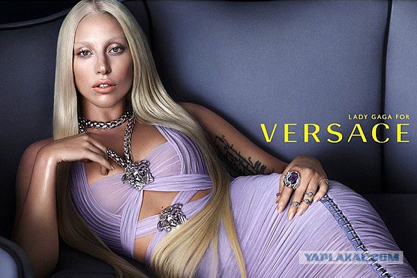 Гага без фотошопа для Versace