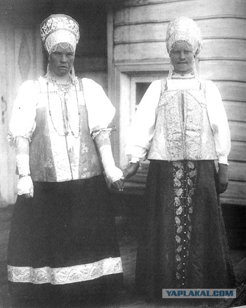 Симпатичные подружки