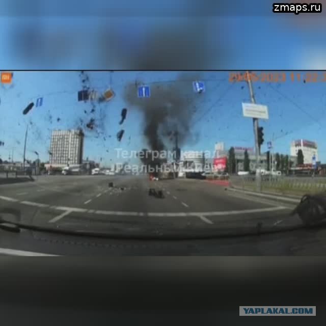 Прилёт по зданию общежития рядом с местной администрацией в Шебекино Белгородской области.
