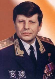"Он спас страну от предательства Ельцина". История подвига Виктора Дубынина.
