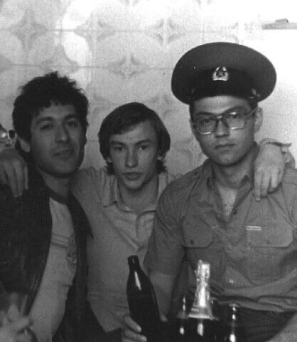 В след