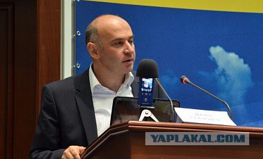 Саакашвили проявляет себя