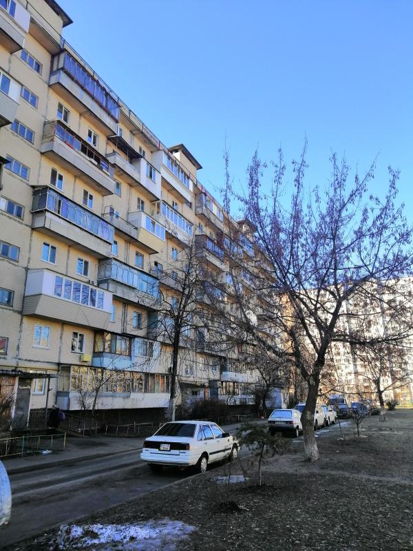 Почему в "хрущевках" нет балкона на первом этаже?