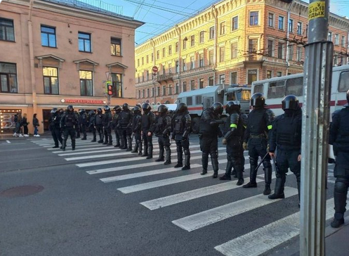 В Махачкале снова проходят антивоенные акции