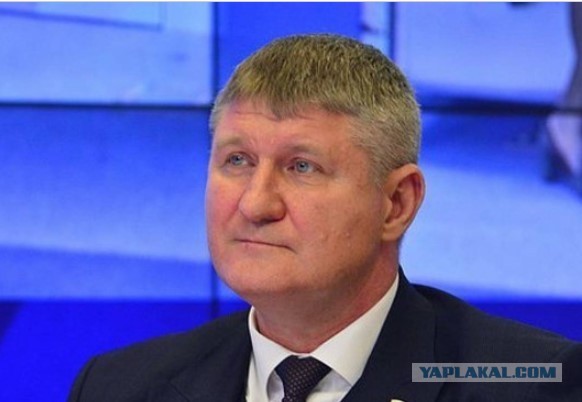 В Госдуме призвали Запад открыть второй фронт против нацистов на Украине.