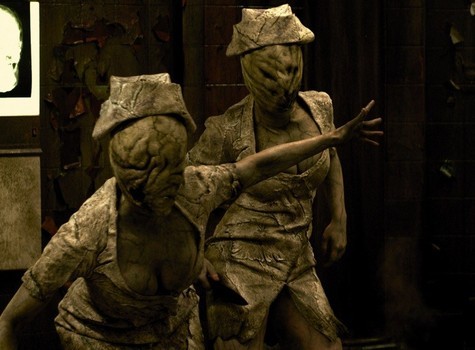 Как 16-летняя девушка превращает себя в монстра