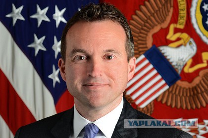 В США на пост министра армии впервые назначили открытого гея (пост про армию США)