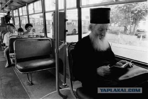 Отказ Папы от лимузина