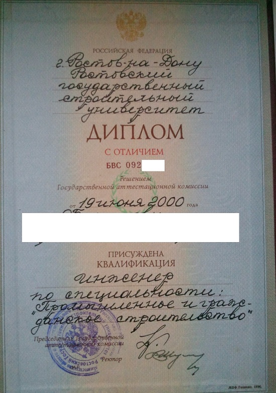 В китайском городе Гуйчжоу обрушился автомобильный мост